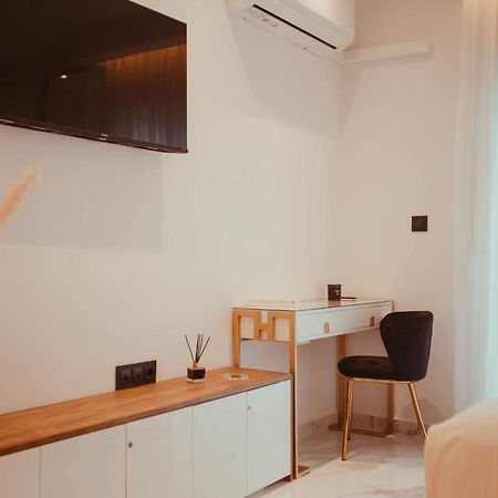 Aelia - Luxury Central Suite アレクサンドルポリス エクステリア 写真