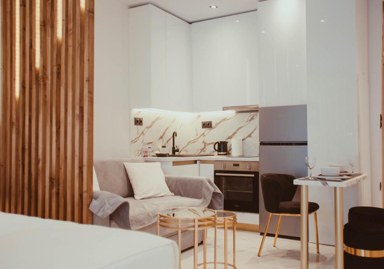 Aelia - Luxury Central Suite アレクサンドルポリス エクステリア 写真